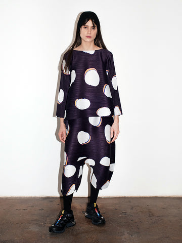 Issey Miyake Bean Dot Top, White Dot - Stand Up Comedy