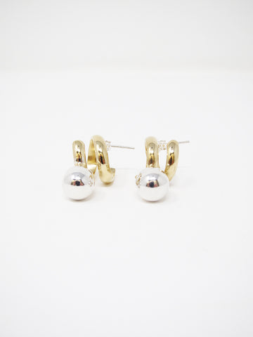 LL, LLC Maydeto II Earring, Polished Silver Spheres - Stand Up Comedy