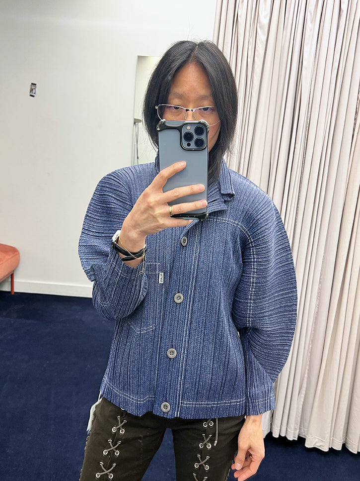 Issey Miyake Pleats Please at Stand Up Comedy