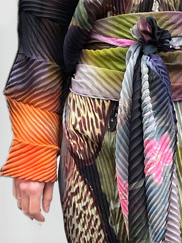 Julia Heuer Sue Kaftan, Nola print