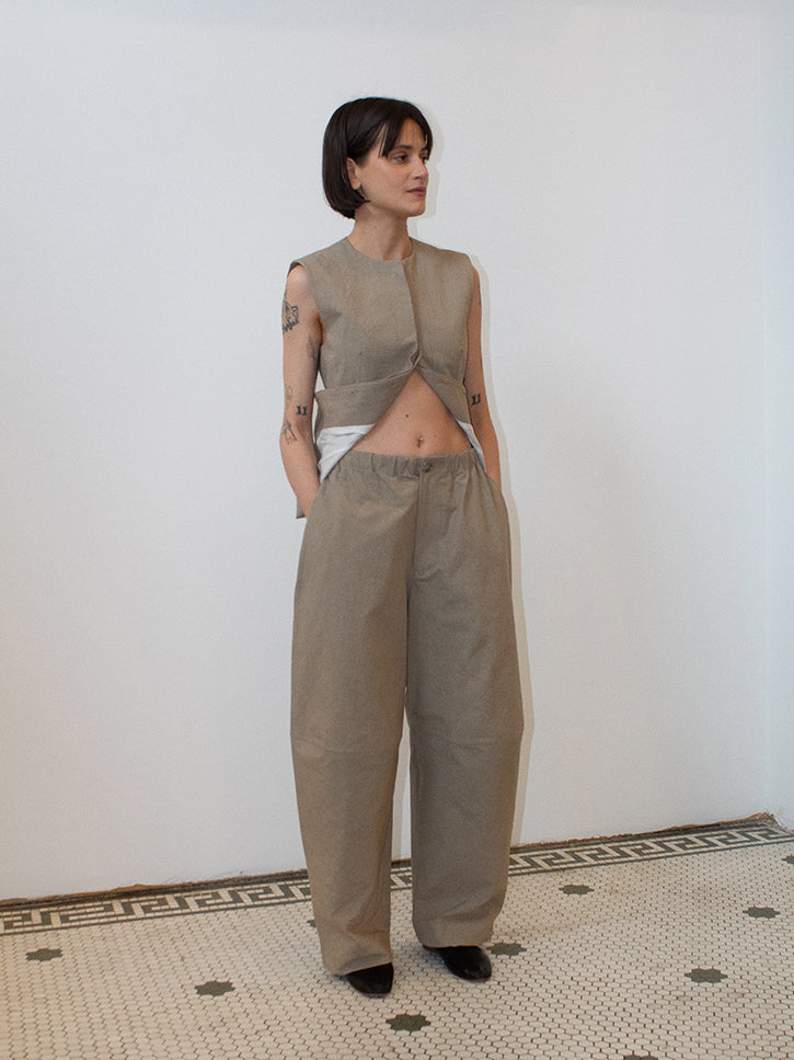 Lauren Manoogian New Structure Pant Stand Up Comedy