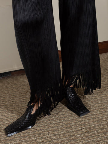 Traci Woven Courts, Black