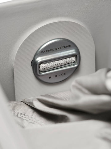 Parsel East West Tote, Small, Optic