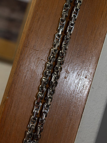 Perfume Novio Shell Necklace, Silver