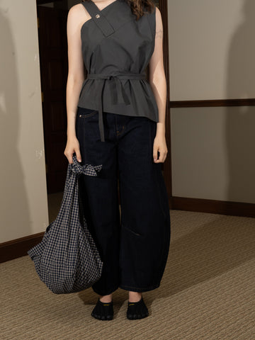 SC103 Cocoon Knot Sac, Apron - Stand Up Comedy