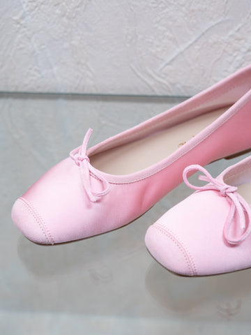 Hai x Reqins Harmony Ballerina, Pink - Stand Up Comedy