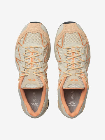 Salomon XT-Whisper Embroidery, Asparagus Green/Almond Cream/Nectarine - Stand Up Comedy
