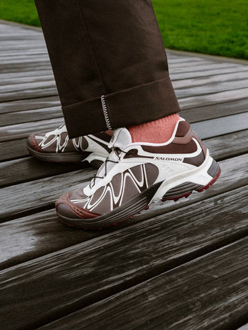 Salomon XT-Whisper, Walnut/Bitter Chocolate/Vanilla Ice - Stand Up Comedy