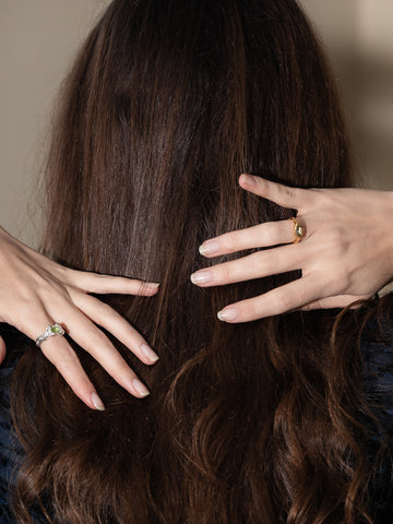 Simuero Ola Ring, Silver/Peridot - Stand Up Comedy