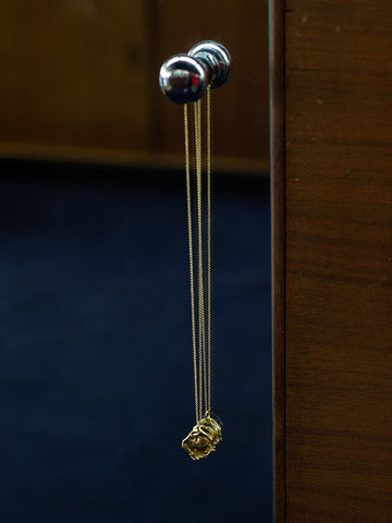 Simuero Amuleto Necklace, Gold