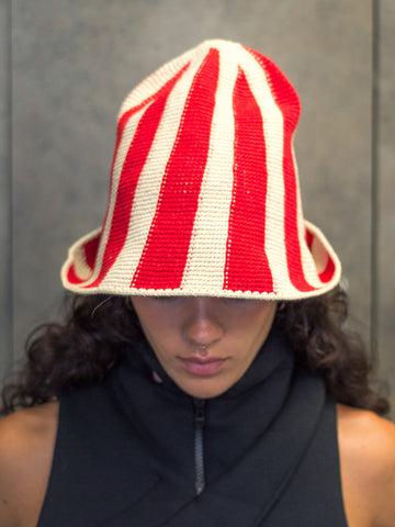 A Hat Named Wanda, Rosso Corsa