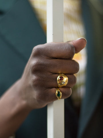 Simuero Coco Ring, Gold/Garnet